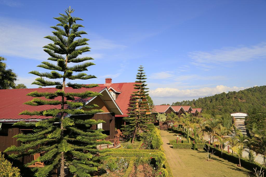 Hill Top Villa Hotel กาลอว์ ภายนอก รูปภาพ