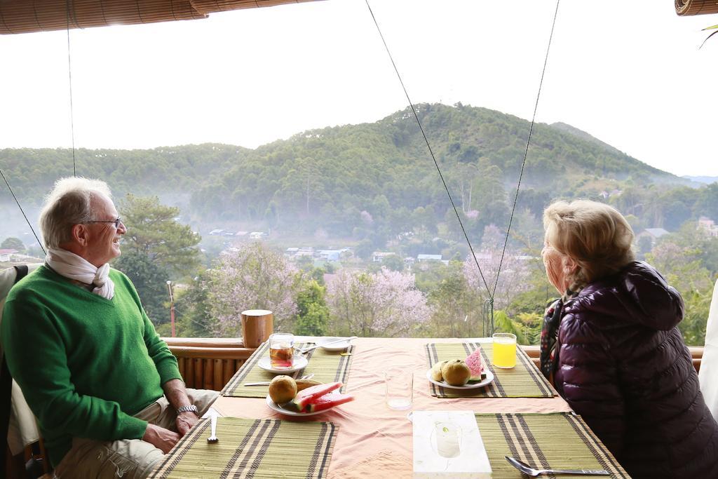 Hill Top Villa Hotel กาลอว์ ภายนอก รูปภาพ