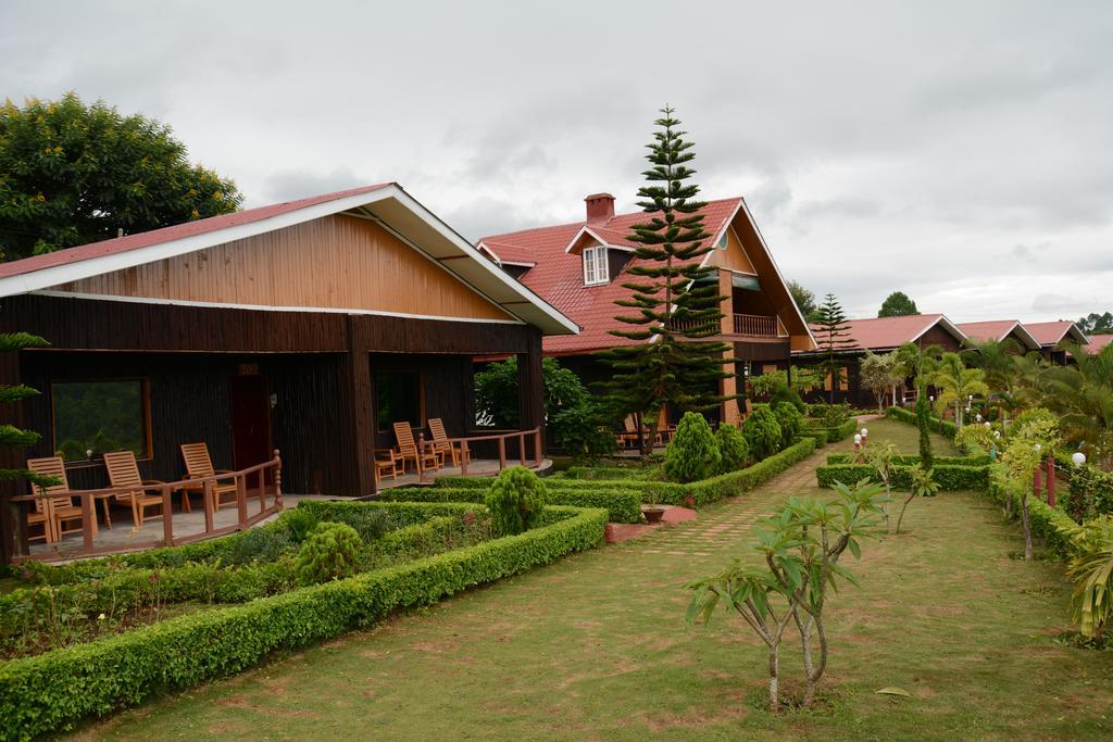 Hill Top Villa Hotel กาลอว์ ภายนอก รูปภาพ